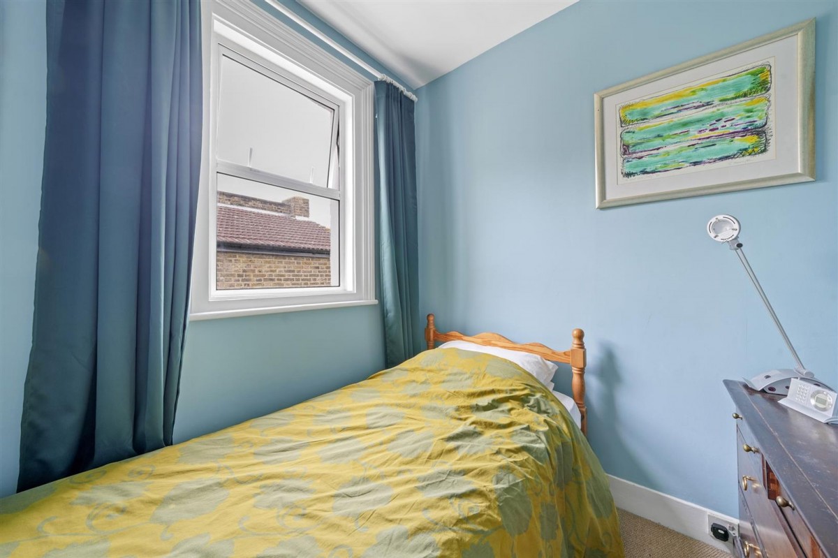 Image for London, N8 0BL