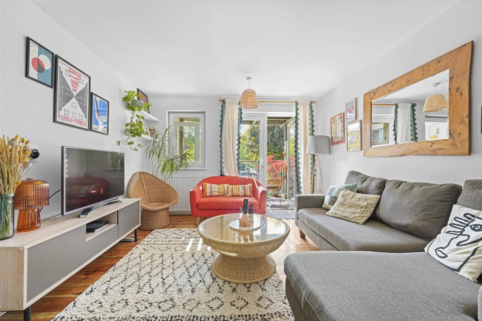 Yew Tree Court, N16 0QE