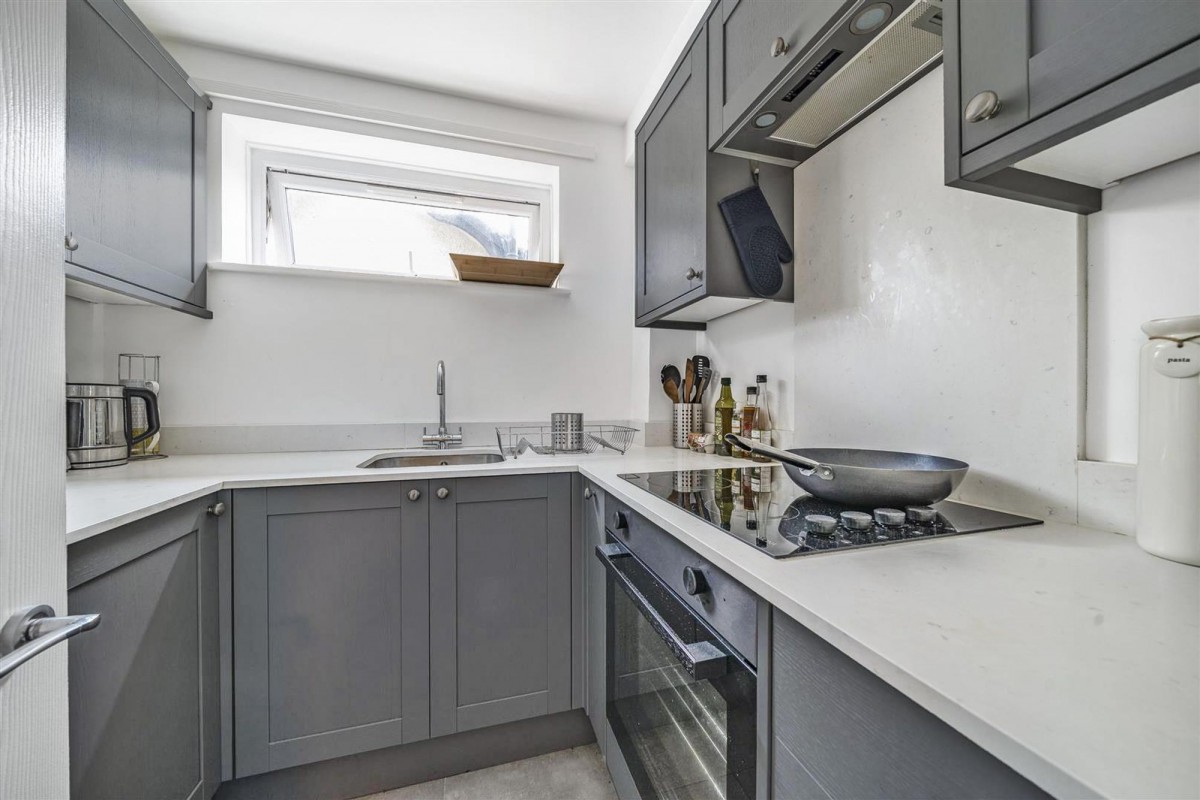 Image for Deanswood Maidstone Road, N11 2TQ