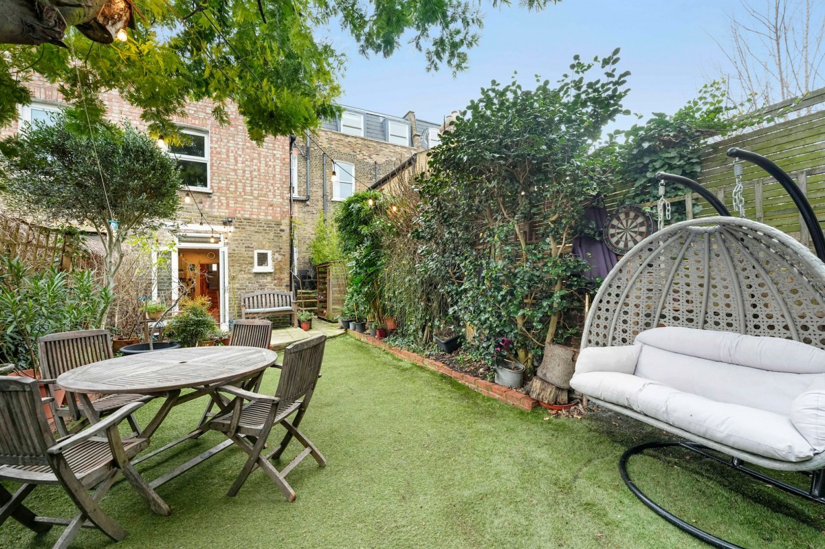 Image for London, N16 7NB