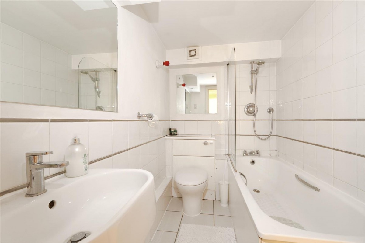 Image for London, N16 0RF