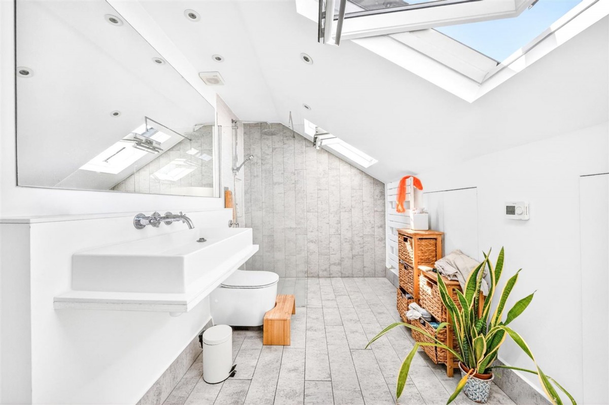 Image for London, N22 5EL
