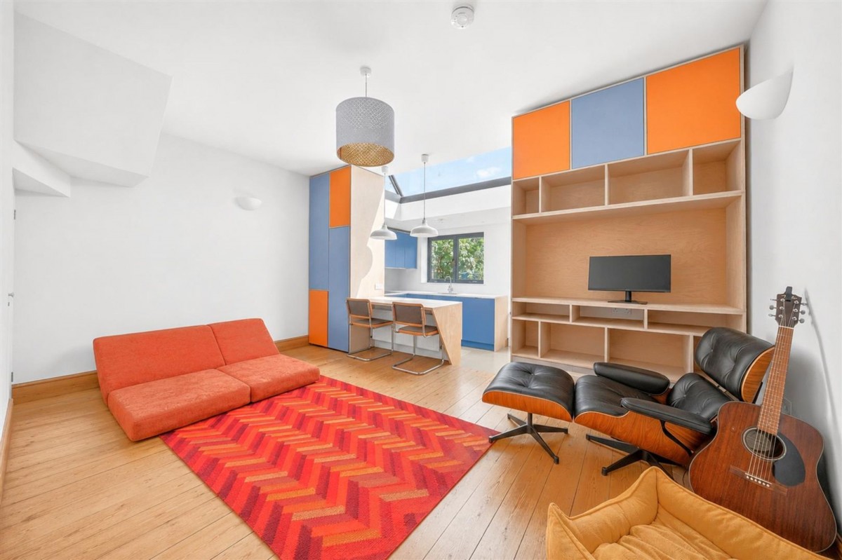 Image for London, N22 5EL