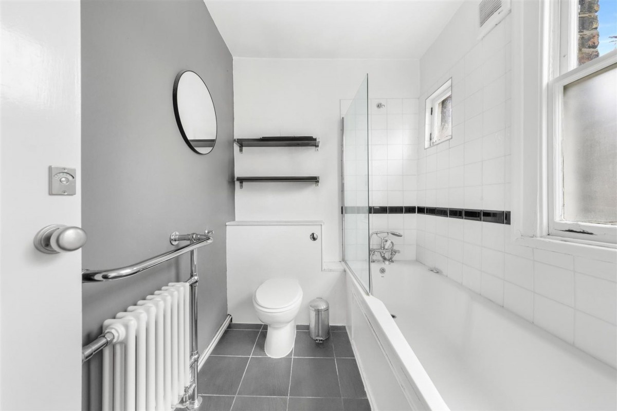 Image for London, N16 8DF