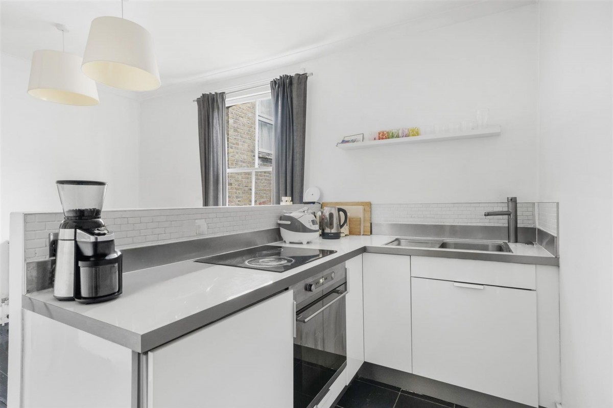 Image for London, N16 8DF