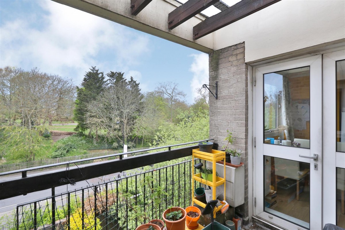 Image for Rowley Gardens, N4 1HW