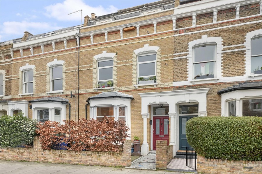 Bayston Road, N16 7NB