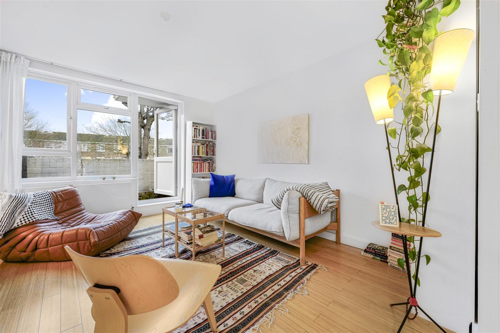 Lilian Close, N16 0SG