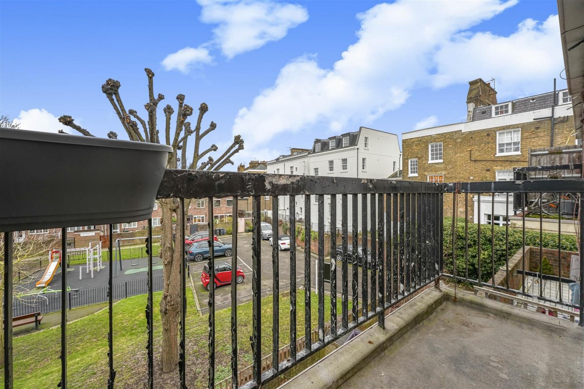 Image for Lilian Close, N16 0SG