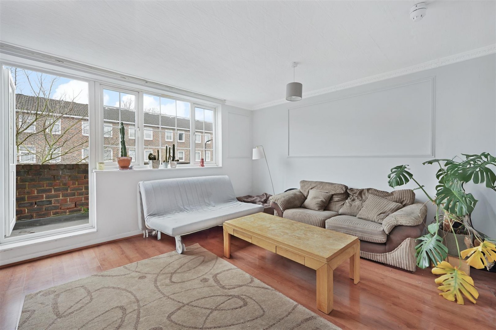 Lilian Close, N16 0SG
