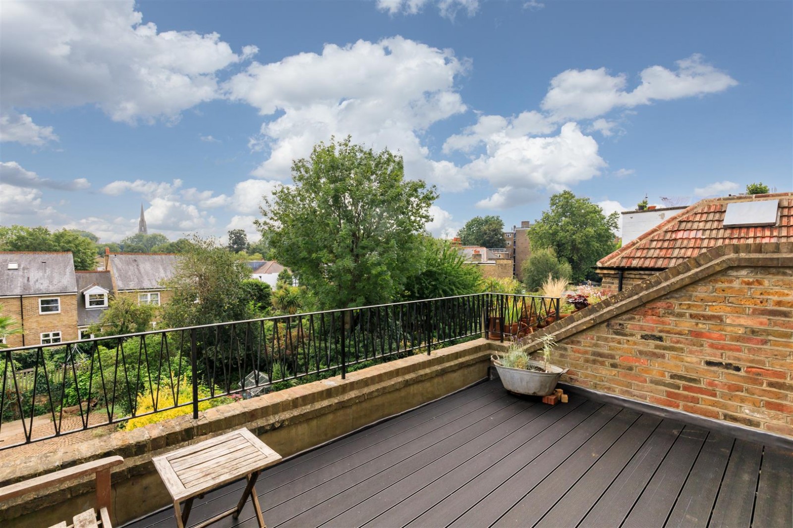 Lordship Park, N16 5UA
