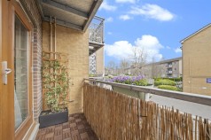 69 George Downing Estate, Cazenove Road, N16 6BY