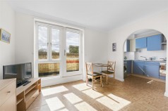 St. Andrews Mews, N16 5HR