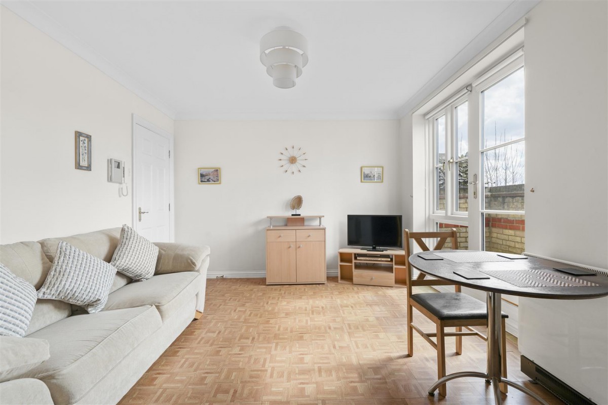 Image for St. Andrews Mews, N16 5HR