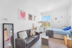 Alkham Road, N16 7AA