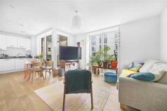 Casbeard Street, N4 2GD