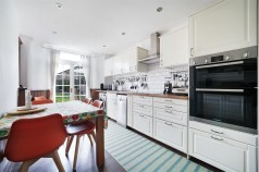 Dunsmure Road, N16 5PT