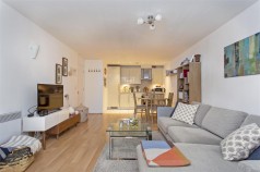 Chadwell Lane, N8 7RF