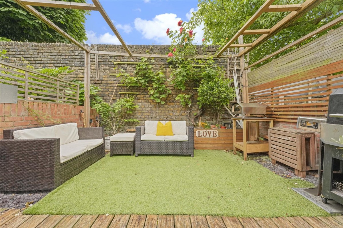 Image for London, N16 6TL