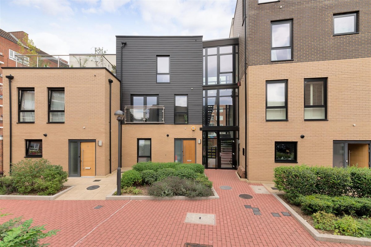 Image for Barn Street, N16 0JT