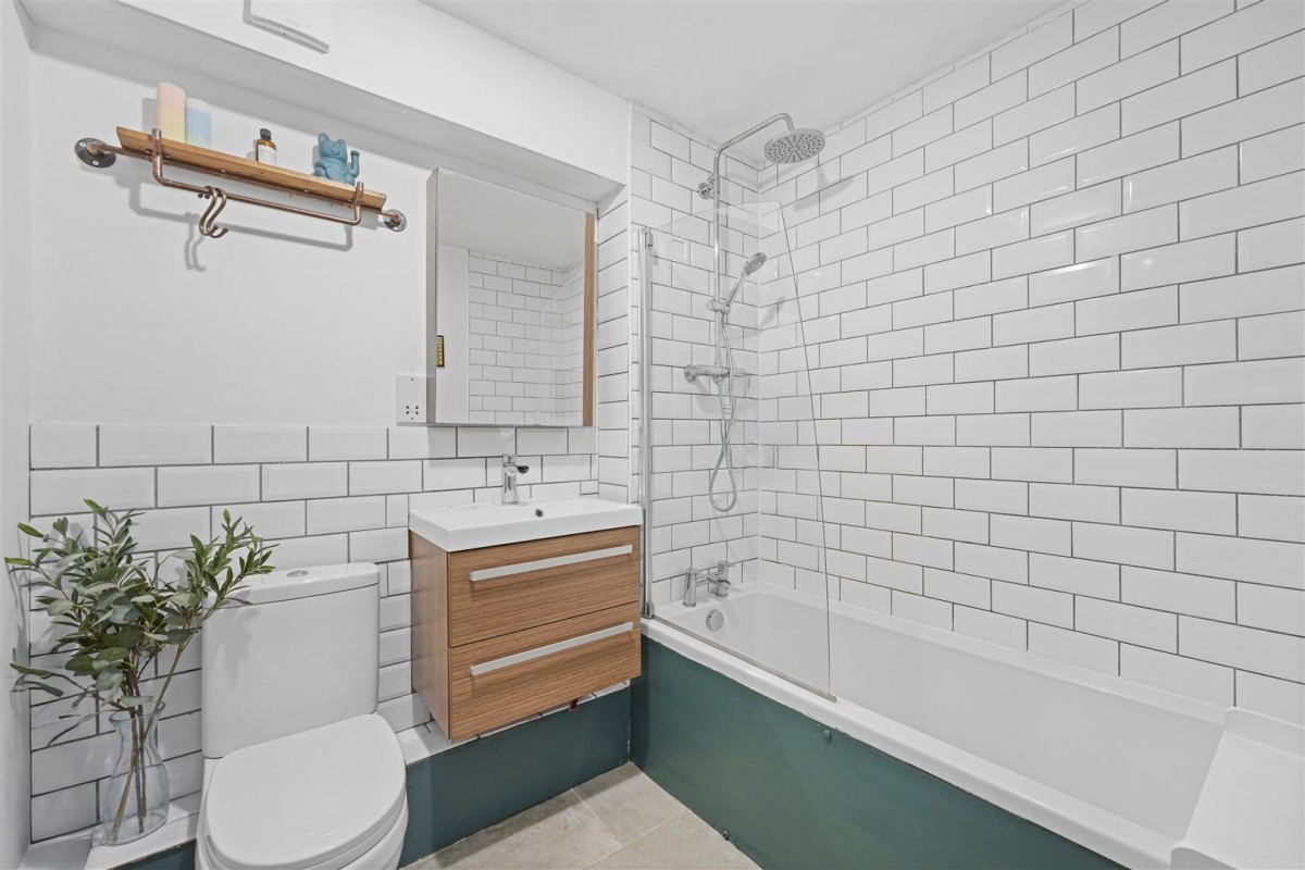 Image for Lordship Grove, N16 0QE