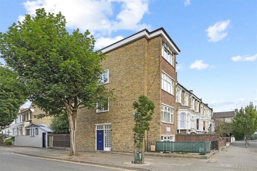 Shiplake Court, Leconfield Road, N5 2SB
