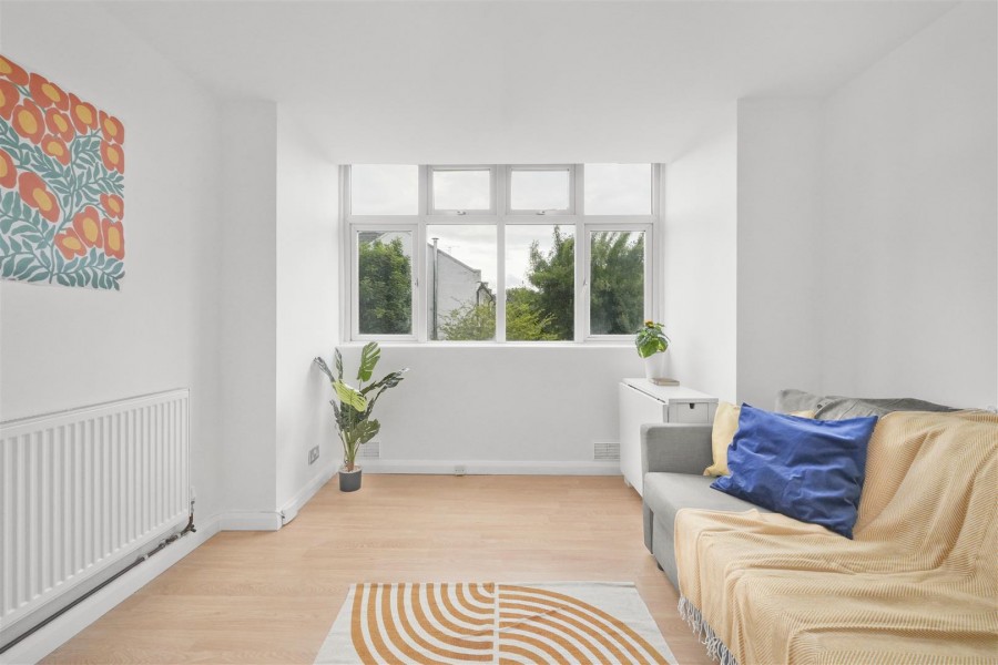 Shiplake Court, Leconfield Road, N5 2SB