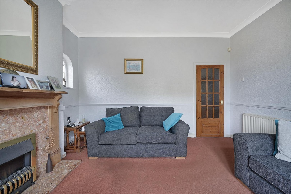 Image for 27 Amhurst Park, N16 5DJ