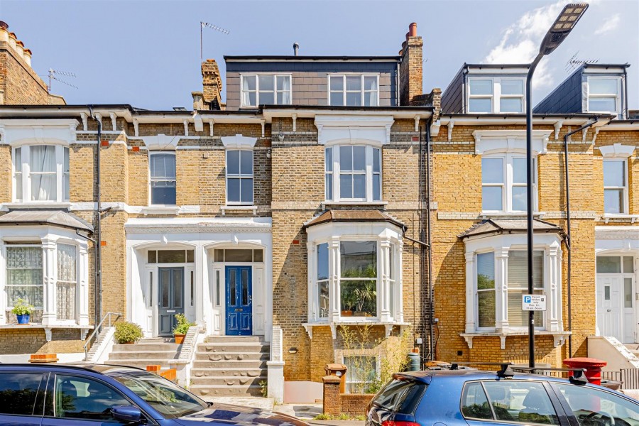 Alkham Road, N16 7AA