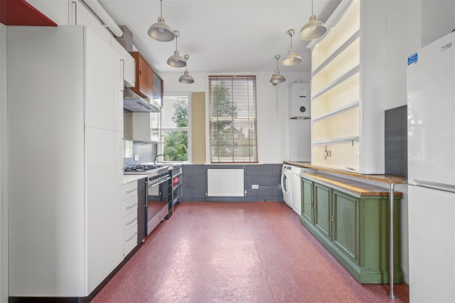 Sandringham Road, E8 2LL