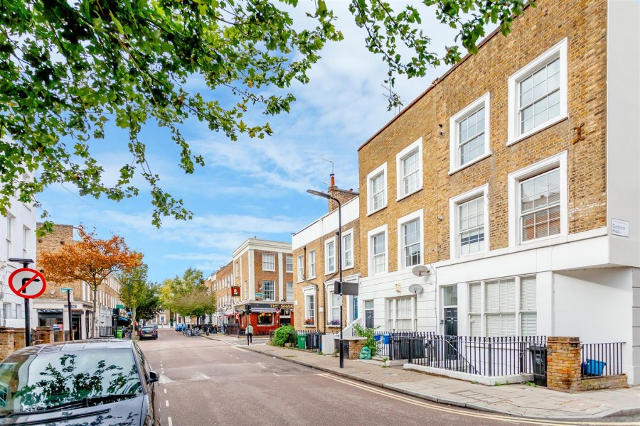 Allen Road, N16 8RX