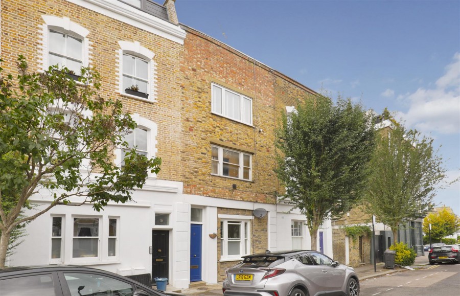 Winston Road, N16 9LU