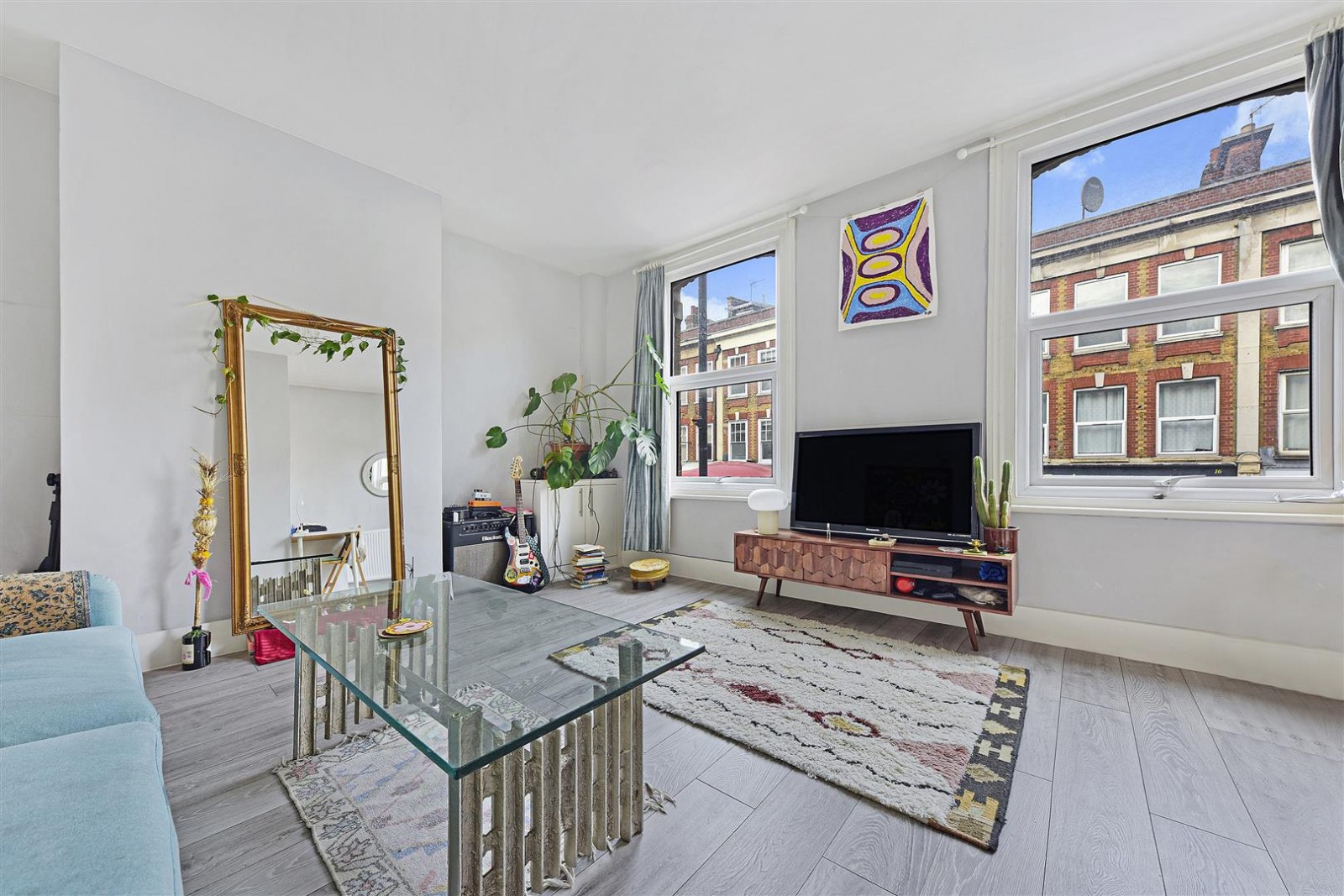 Stoke Newington Church Street, N16 0NX