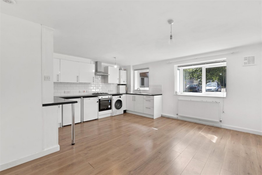 Poplar Grove, N11 3NL