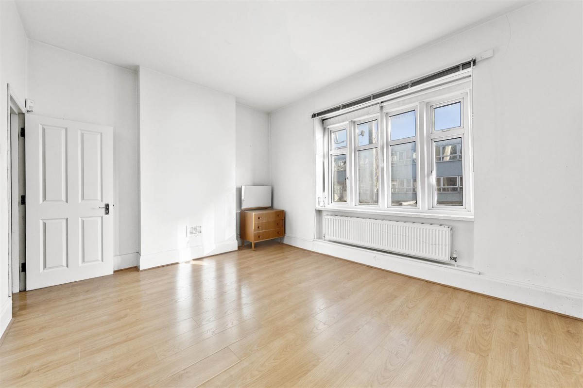 Image for Green Lanes, N13 4TY