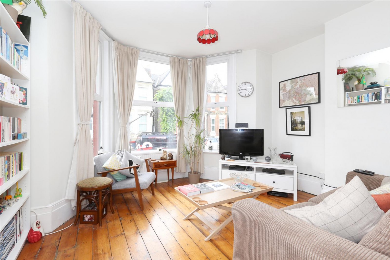 Forburg Road, N16 6HR