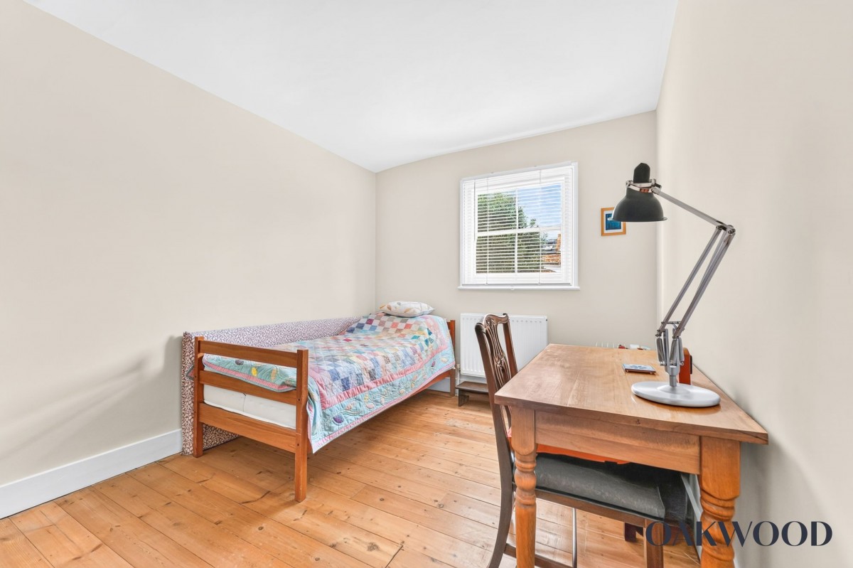 Image for London, N16 9NP