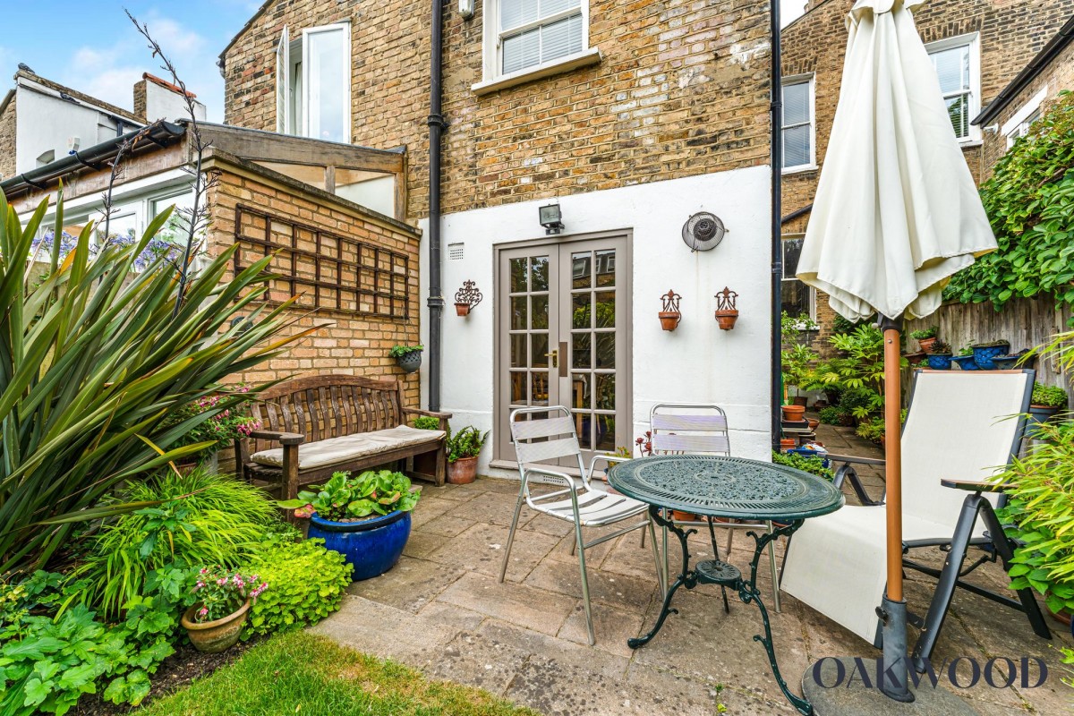 Image for London, N16 9NP