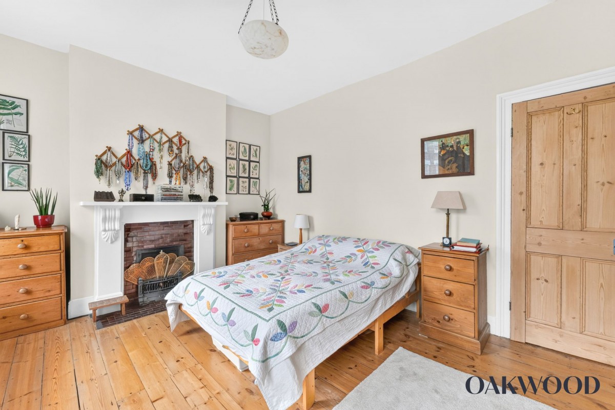 Image for London, N16 9NP
