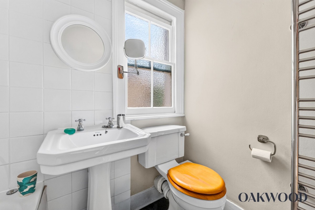 Image for London, N16 9NP