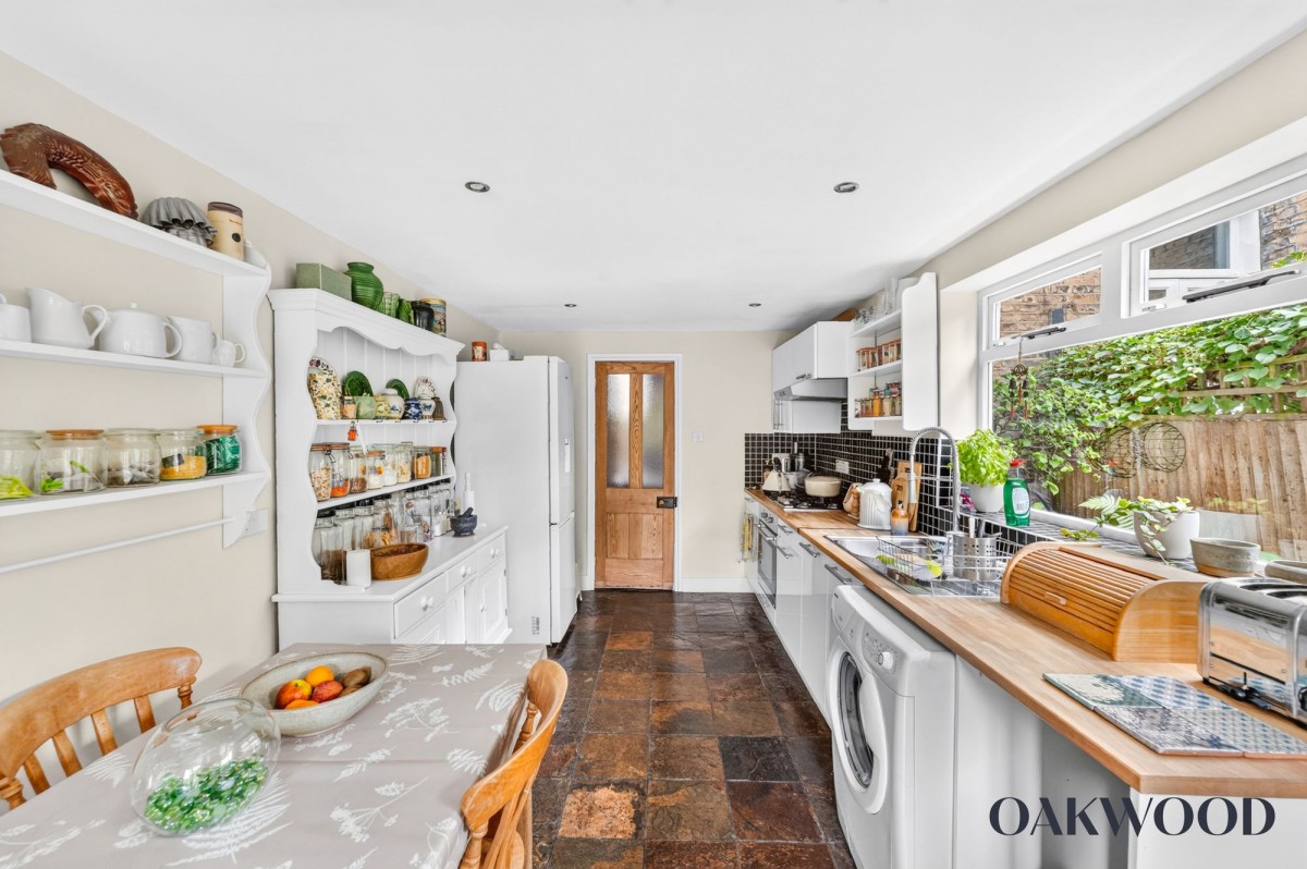 Image for London, N16 9NP