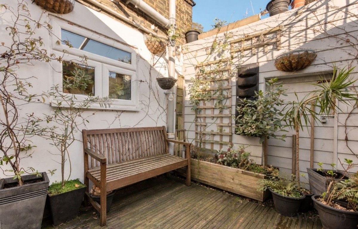 Image for London, N16 7JS