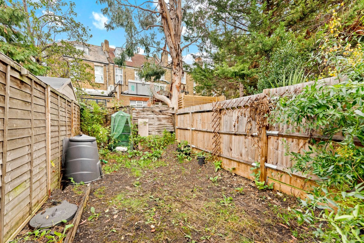 Image for London, N16 6HR