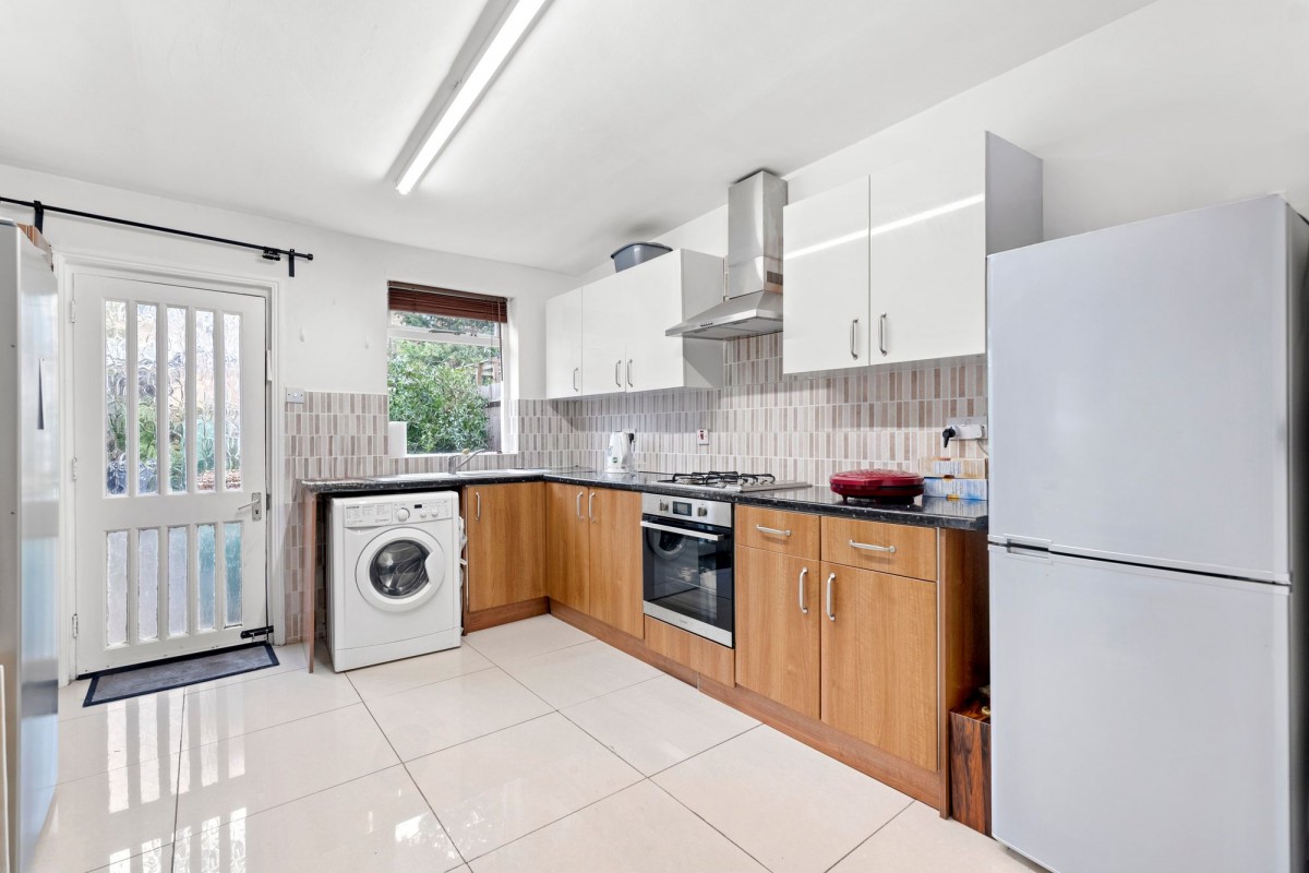 Image for London, N16 6HR