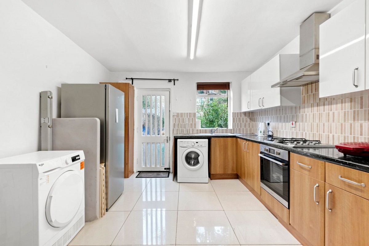 Image for London, N16 6HR