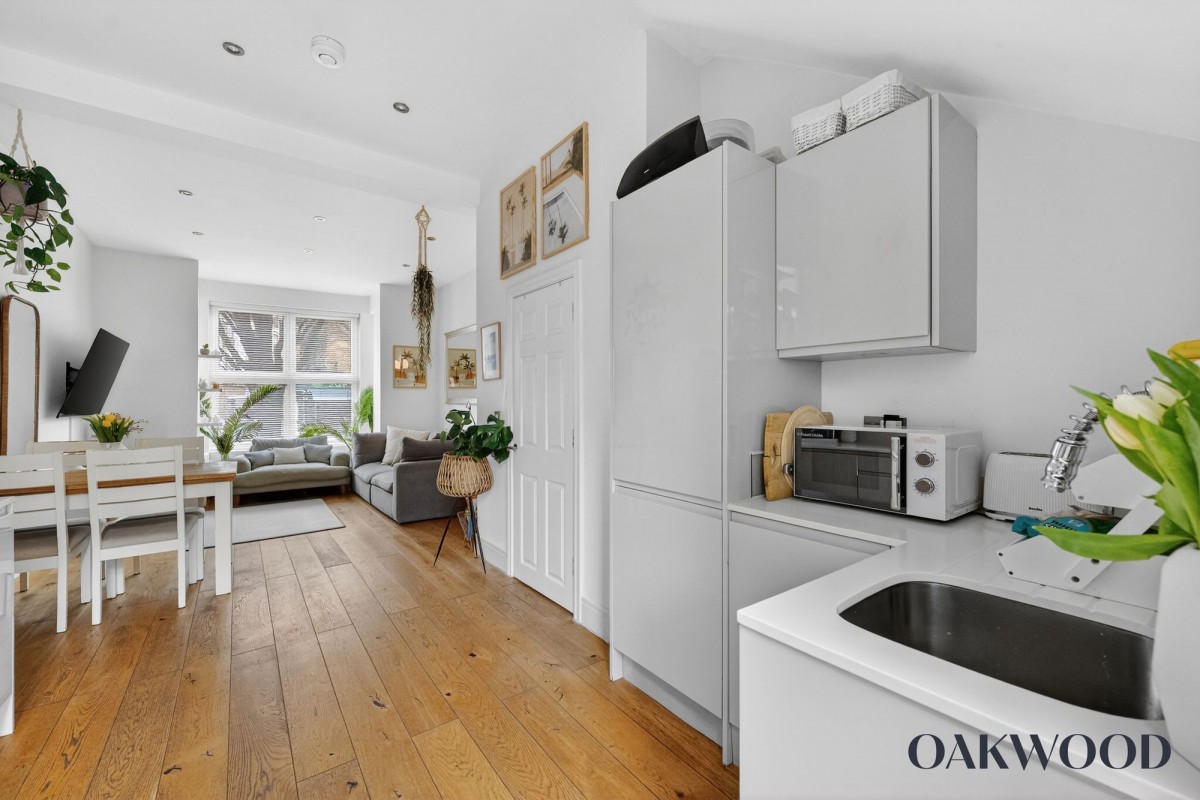 Image for 17 Brownswood Road, N4 2HP