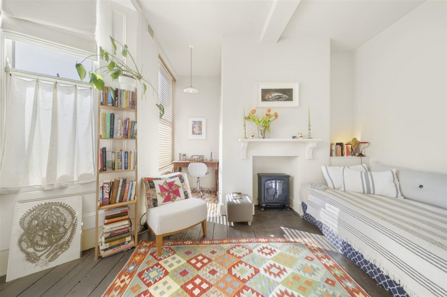 34 Manor Road, N16 5BG