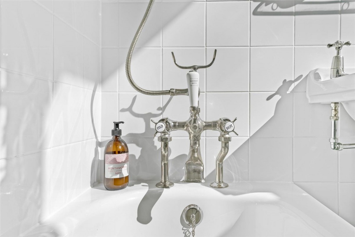 Image for 34 Manor Road, N16 5BG