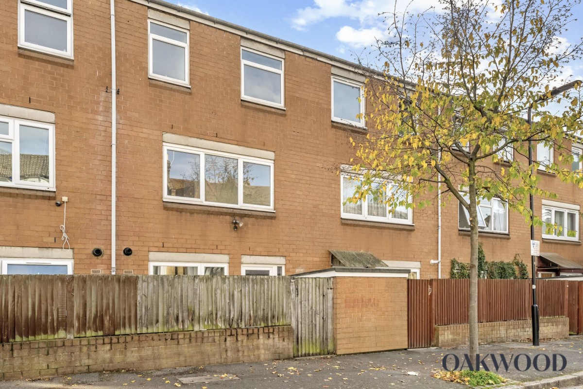 Image for London, N16 8AY