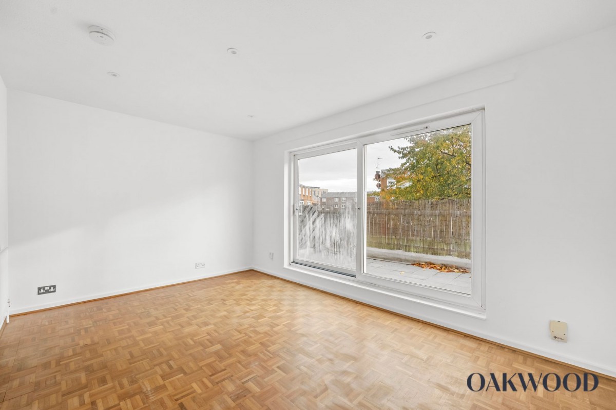 Image for London, N16 8AY